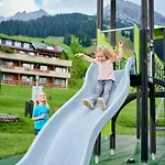 Ferien- Und Alpina