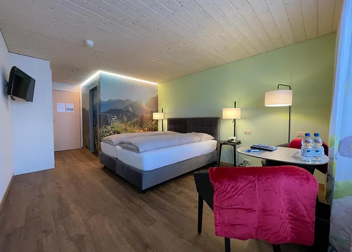 Ferien- Und Alpina Hotel