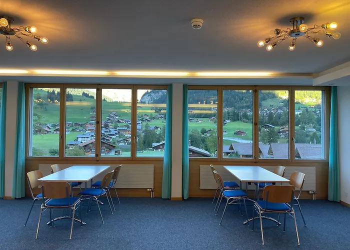 Hotel Ferien- Und Alpina Adelboden