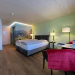 Ferien- Und Alpina Otel
