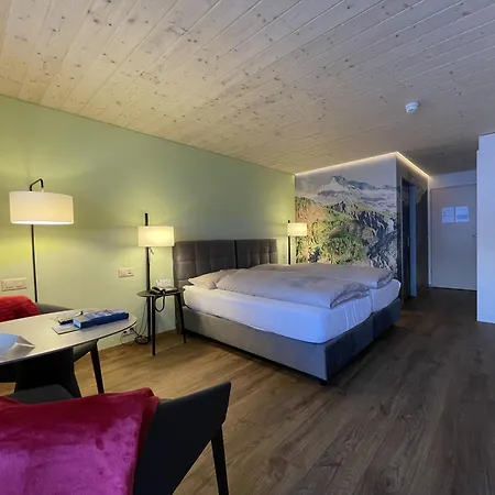 Ferien- Und Alpina Hotel 3*