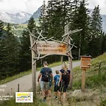 Ferien- Und Alpina 3*
